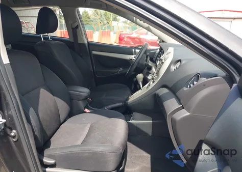 2010 Pontiac Vibe from USA, damaged, VIN 5Y2SP6E02AZ411218